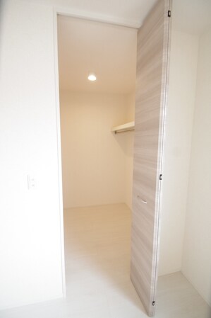 ロイヤルテラスの物件内観写真